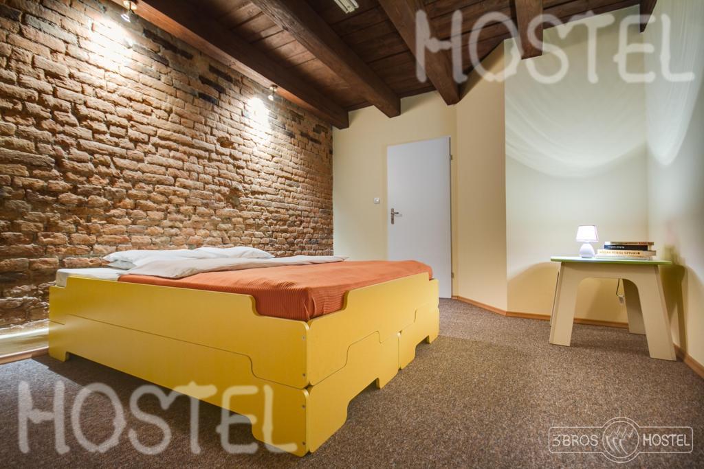 3 Bros' Hostel Cieszyn เชียซึน ห้อง รูปภาพ